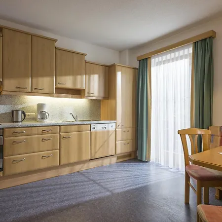 Regina Apartman *