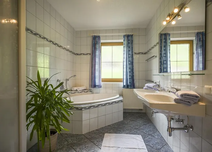 Regina Appartement Tux